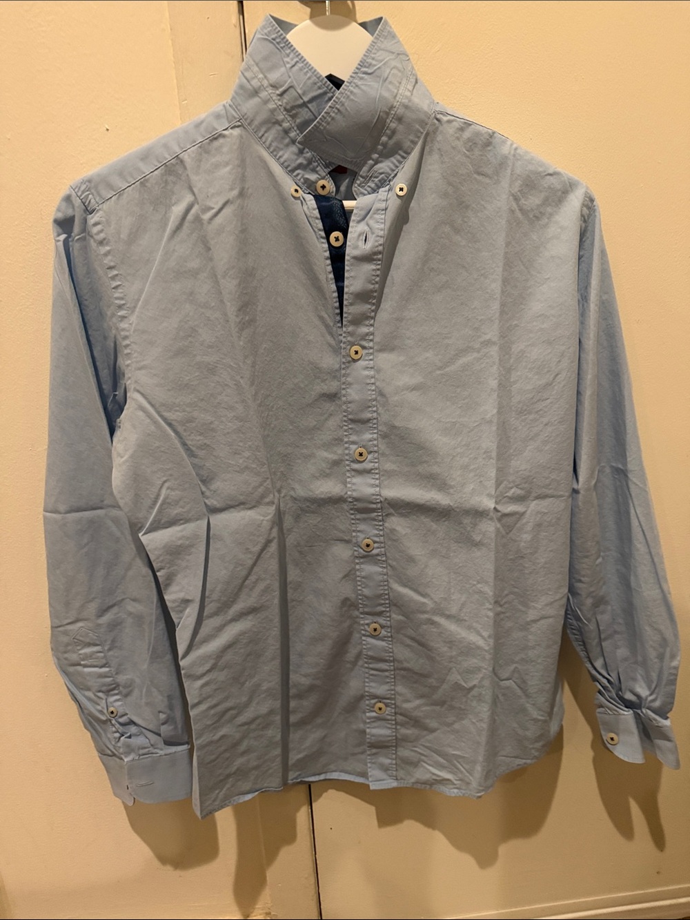 Men's Light Blue Button-Down Shirt